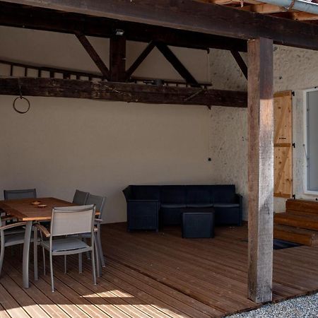 Au Coeur Du Village Bassillac Perigueux エクステリア 写真